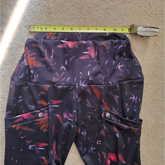 MissLook Multicolor Fancy Leggings Size X-small - Picture 7 of 10